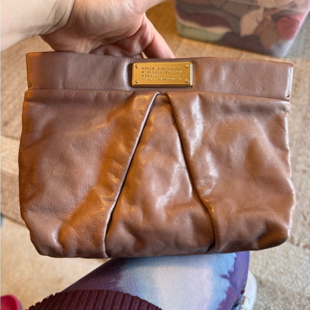 MARC JACOBS  Leather Crossbody Purse- Vintage